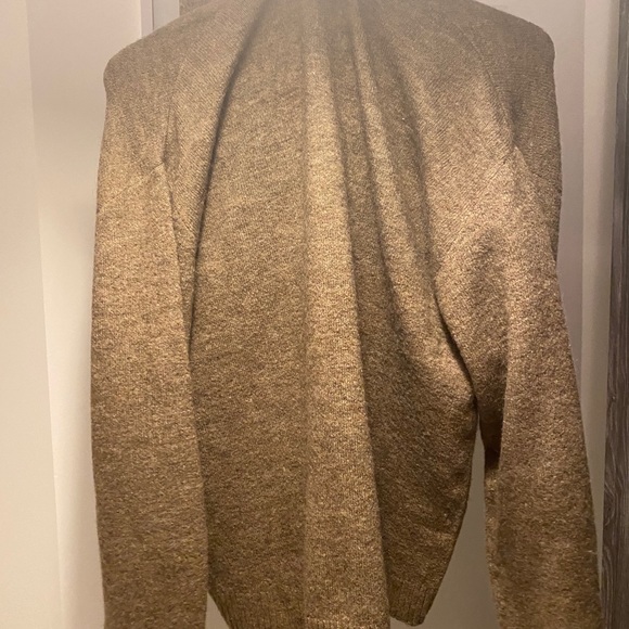 H&M V Neck Sweater - Picture 2 of 3